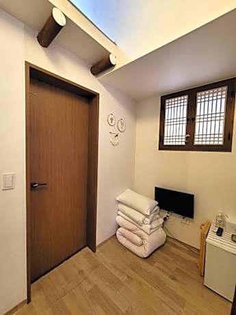 Small Single Room