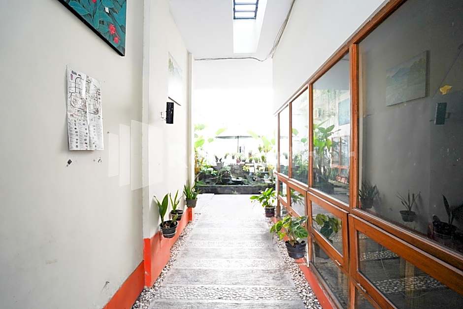 Nirvana Inn Gejayan Yogyakarta Mitra RedDoorz