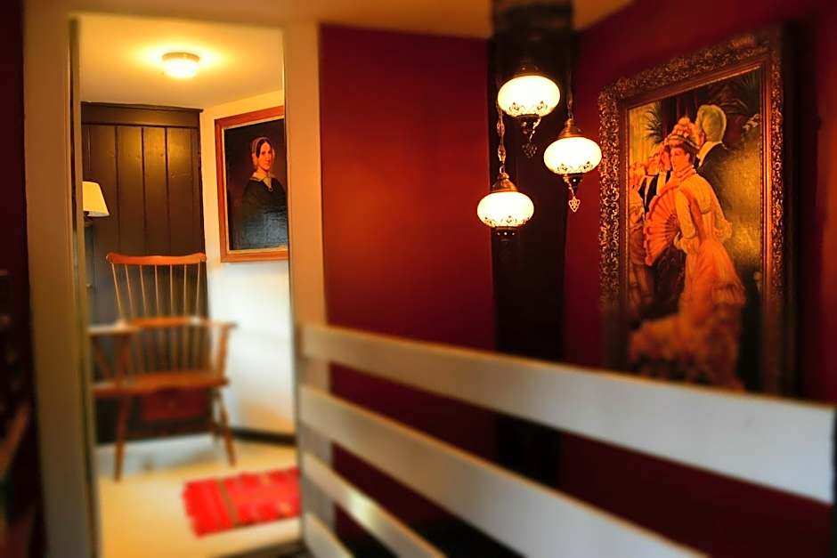 Daniels House Inn