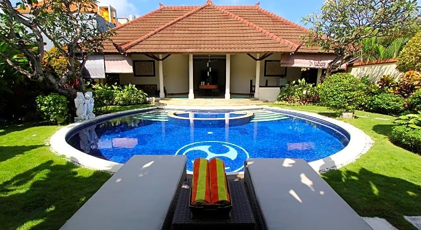 Heliconia Villa