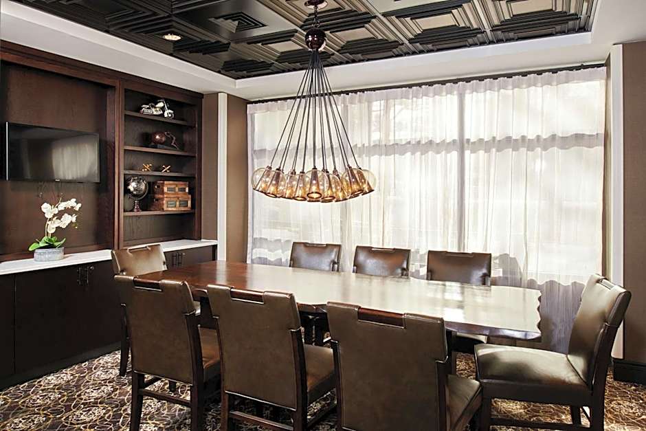 DoubleTree by Hilton Raleigh Crabtree Valley, NC