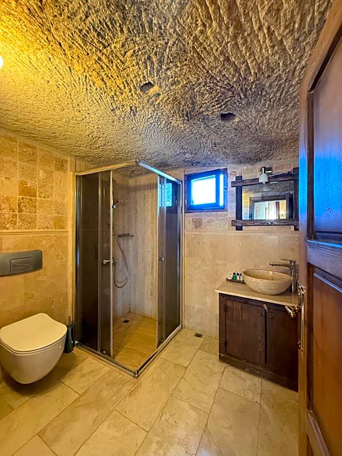 Arif Cave Hotel