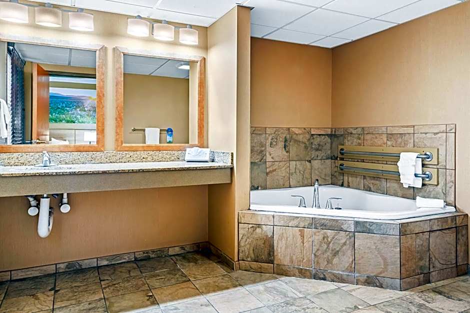 Days Inn by Wyndham Helena