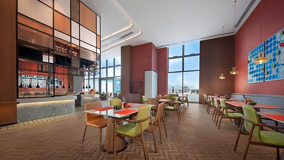 Holiday Inn & Suites Wuhan International Expo By IHG
