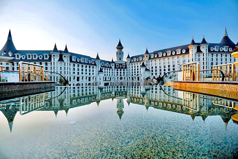 Yin Run Jin Jiang Castle Hotel