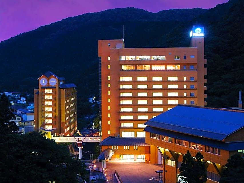 Yuze Hotel