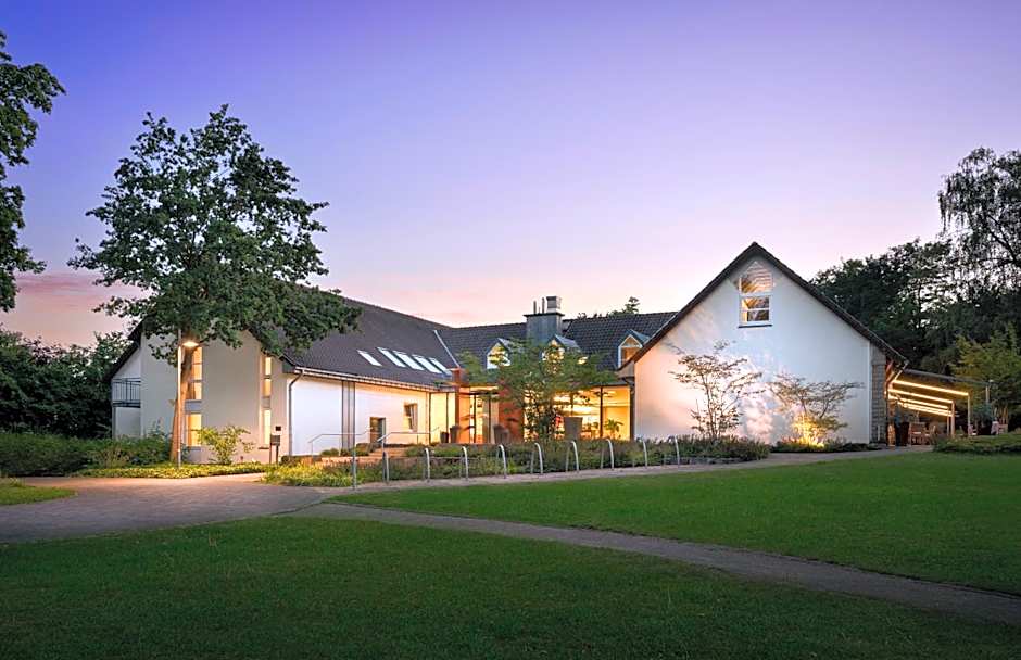 Flussbett Hotel