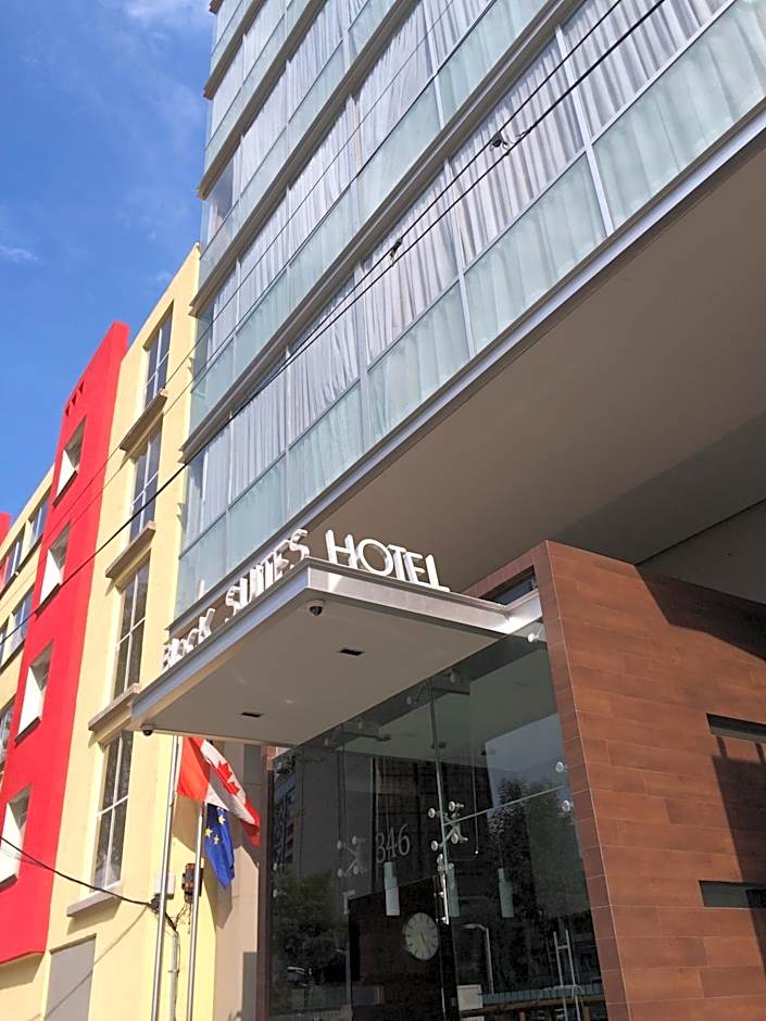 Hotel Block Suites