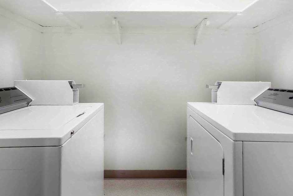 Super 8 by Wyndham Lexington