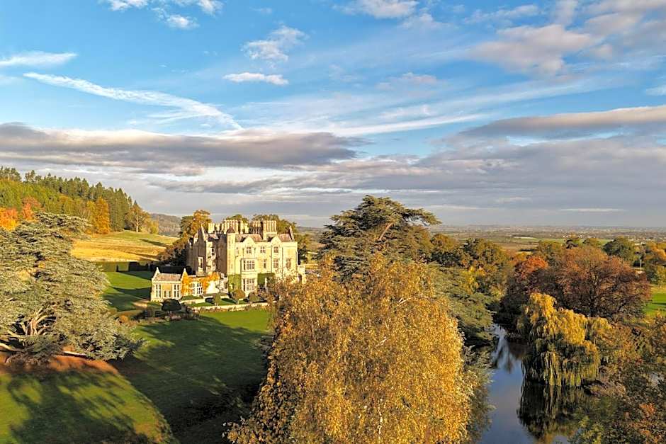 Dumbleton Hall Hotel