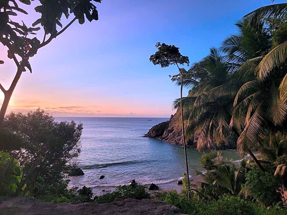 Batera House Noronha – Fernando de Noronha Island, WI