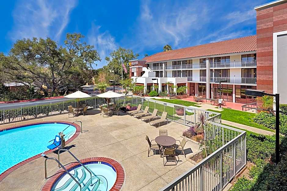La Quinta Inn & Suites by Wyndham Thousand Oaks Newbury Park