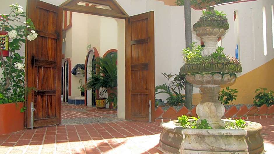 La Paloma Oceanfront Retreat