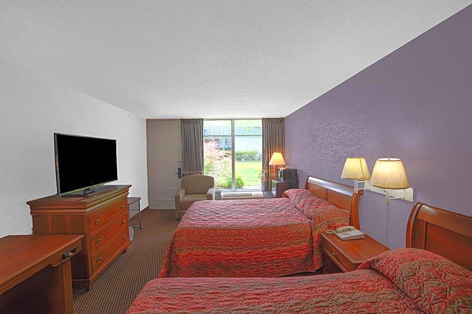 Masters Inn Selma Smithfield I-95 By OYO