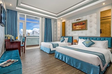 Deluxe Triple Room