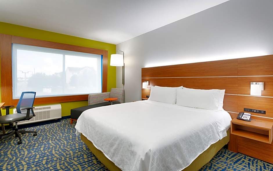 Holiday Inn Express & Suites Gainesville I-75 By IHG