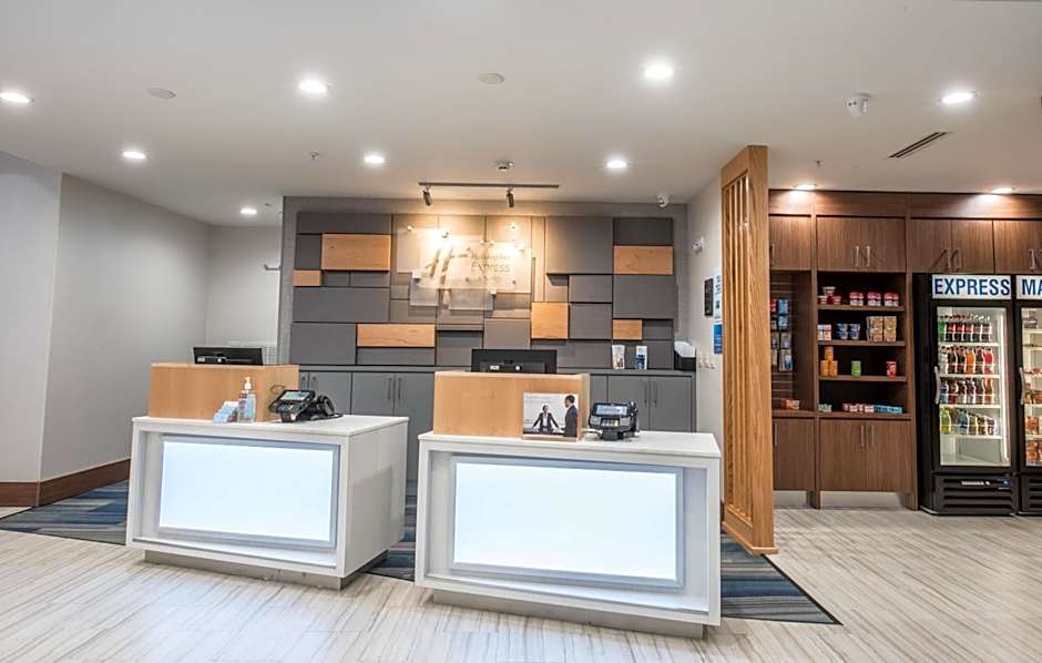 Holiday Inn Express & Suites Houston Westchase - Westheimer By IHG