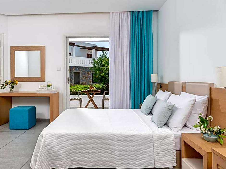 Maritimo Beach Hotel