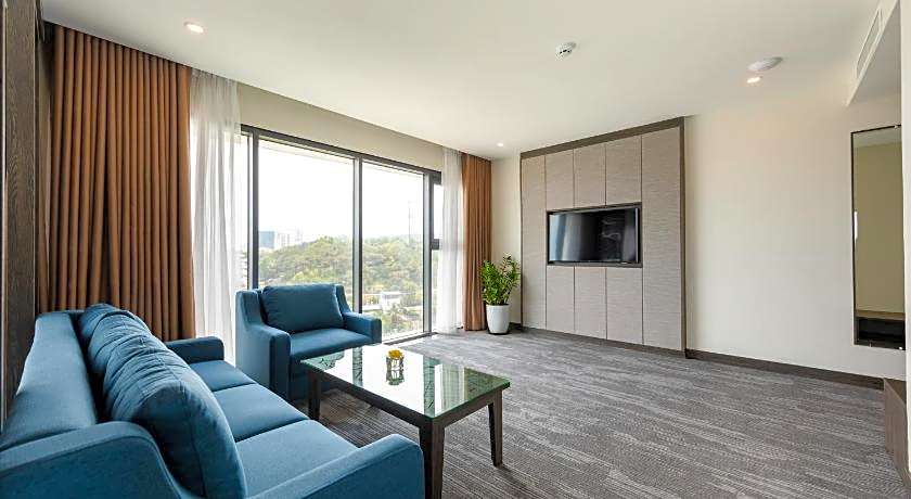 Muong Thanh Grand Bai Chay