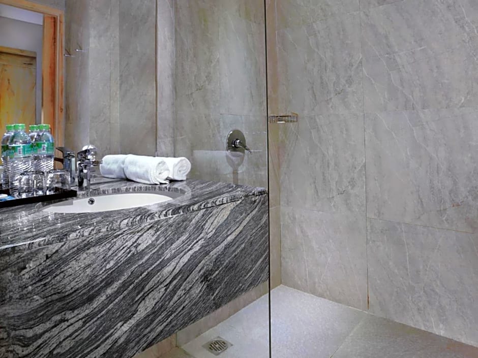 D'MAX Hotel & Convention Lombok