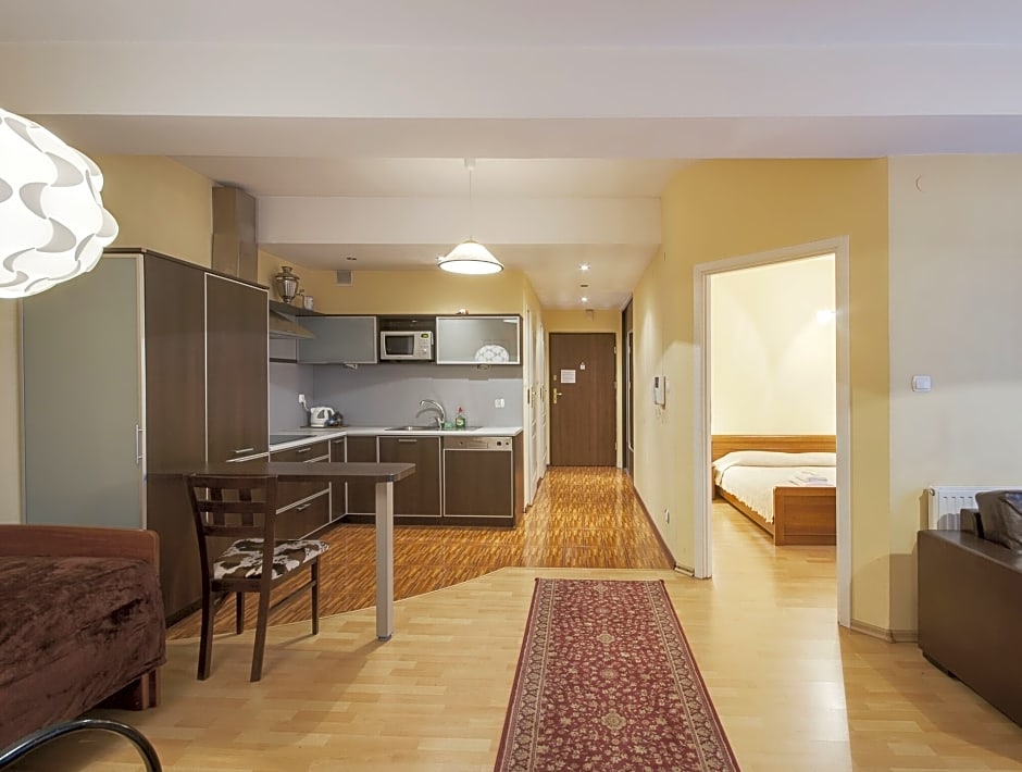 Abella Suites & Apartments by Artery Hotels, Krakow. Rates from PLN134.