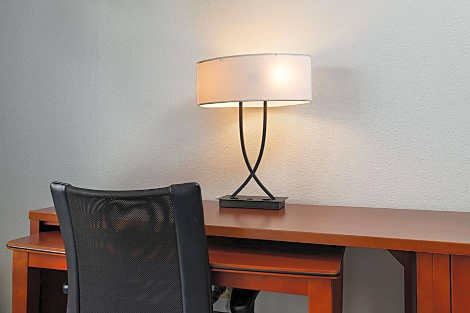 Courtyard by Marriott Dallas Arlington/Entertainment District