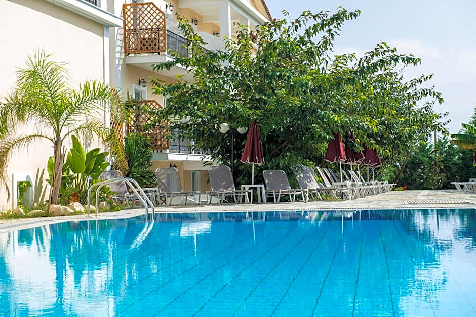 California Beach Hotel - Adults Only