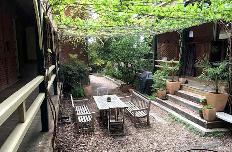 Holmhurst Guest House