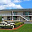 Super 6 Inn & Suites