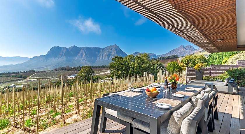 Clouds Wine And Guest Estate