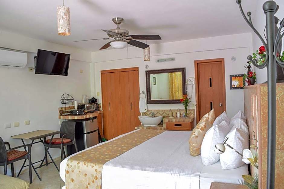 Hotel Bucaneros