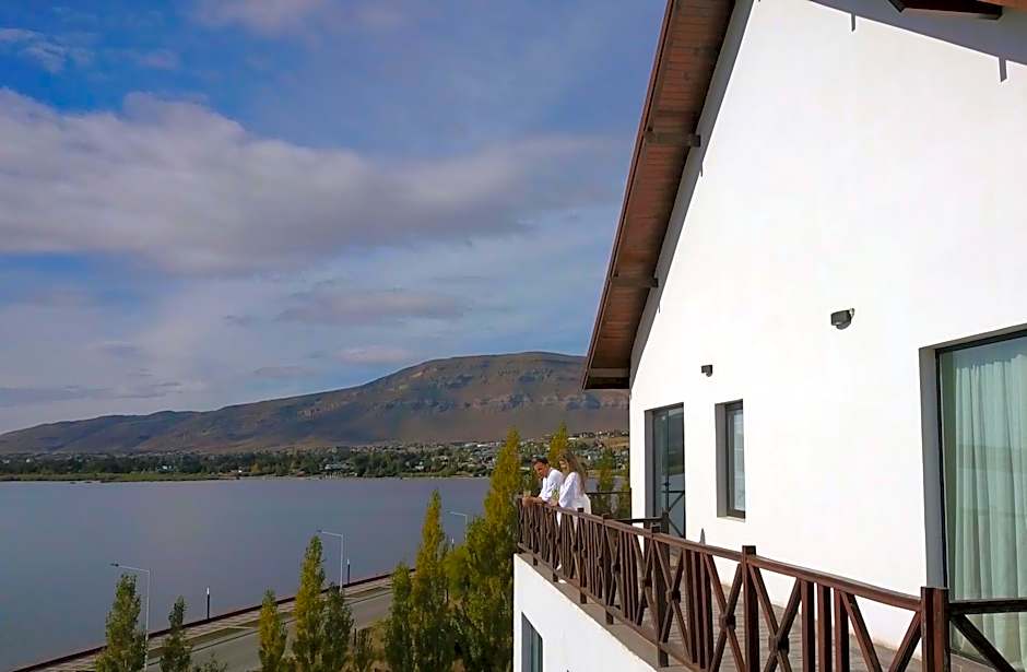 Xelena Hotel & Suites