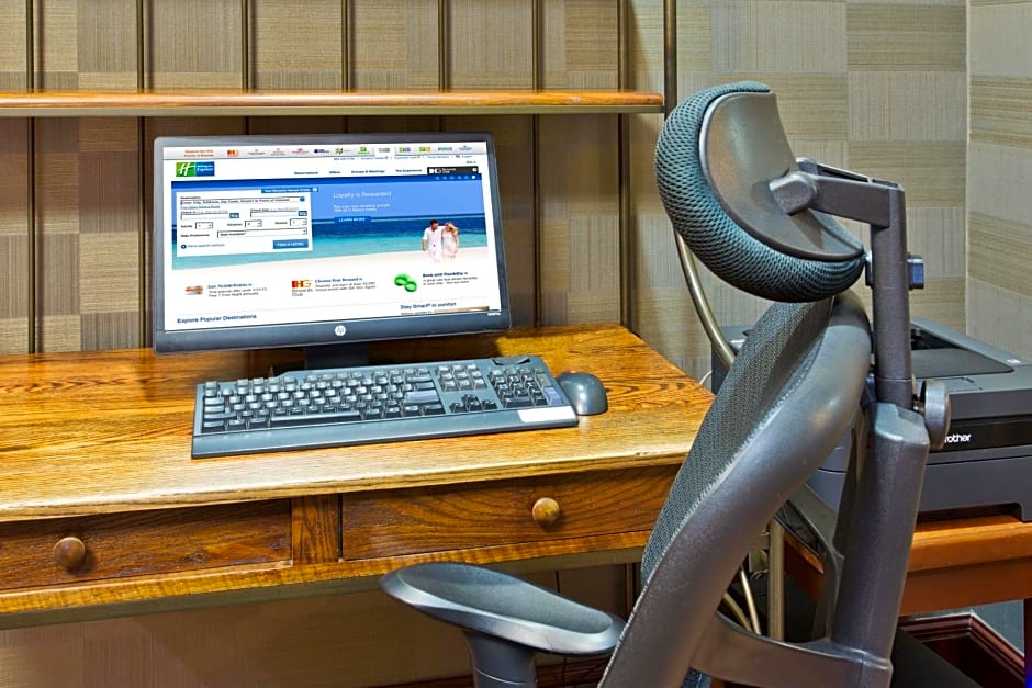 Holiday Inn Express Hotel & Suites Portland-Northwest Downtown, an IHG Hotel