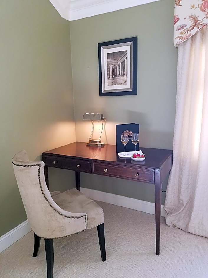 The Copper Beech Inn