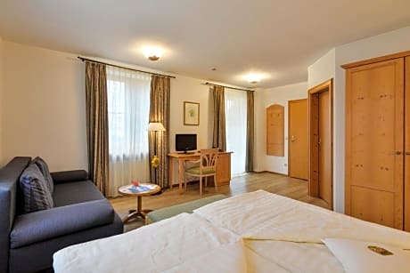 Comfort Double Room with Lake View
