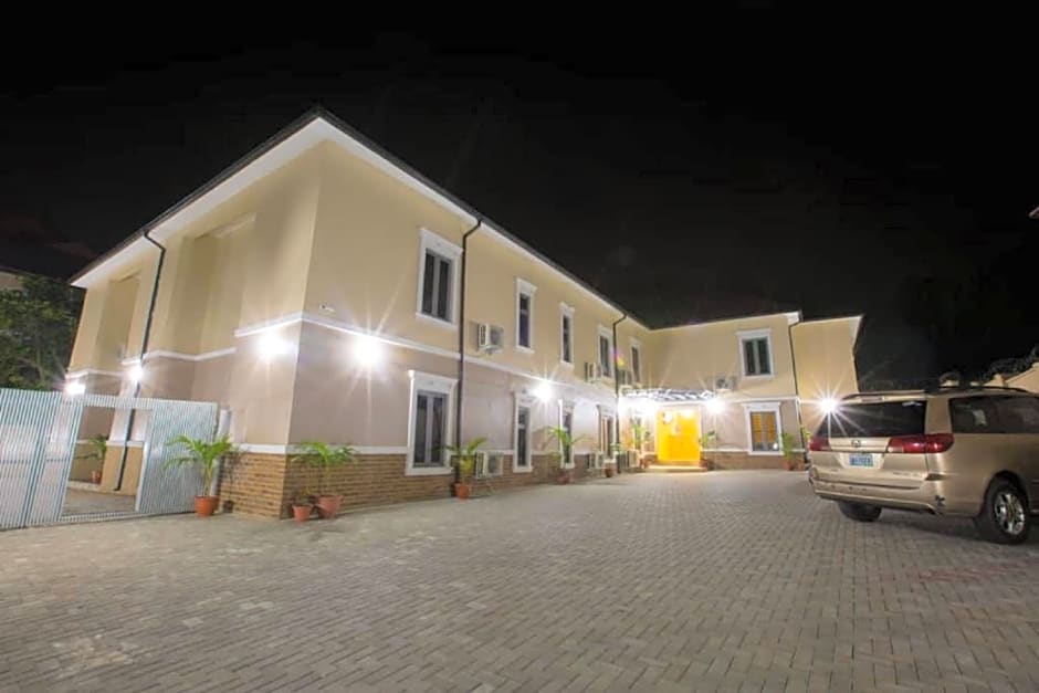 IVANA RESIDENCE APARTMENTS AND SUITES