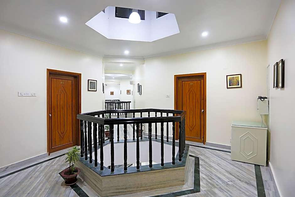 Hotel Niladri