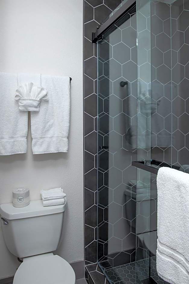 The Occidental Lodge