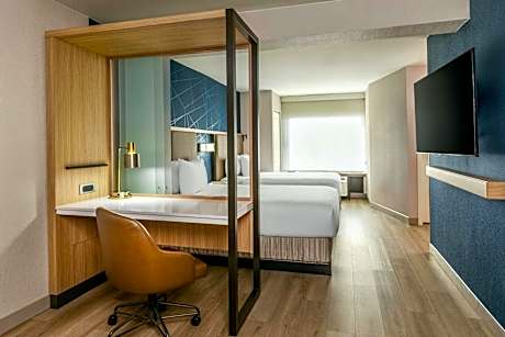 Suite with Two Double Beds and Sofa Bed - Hearing Accessible