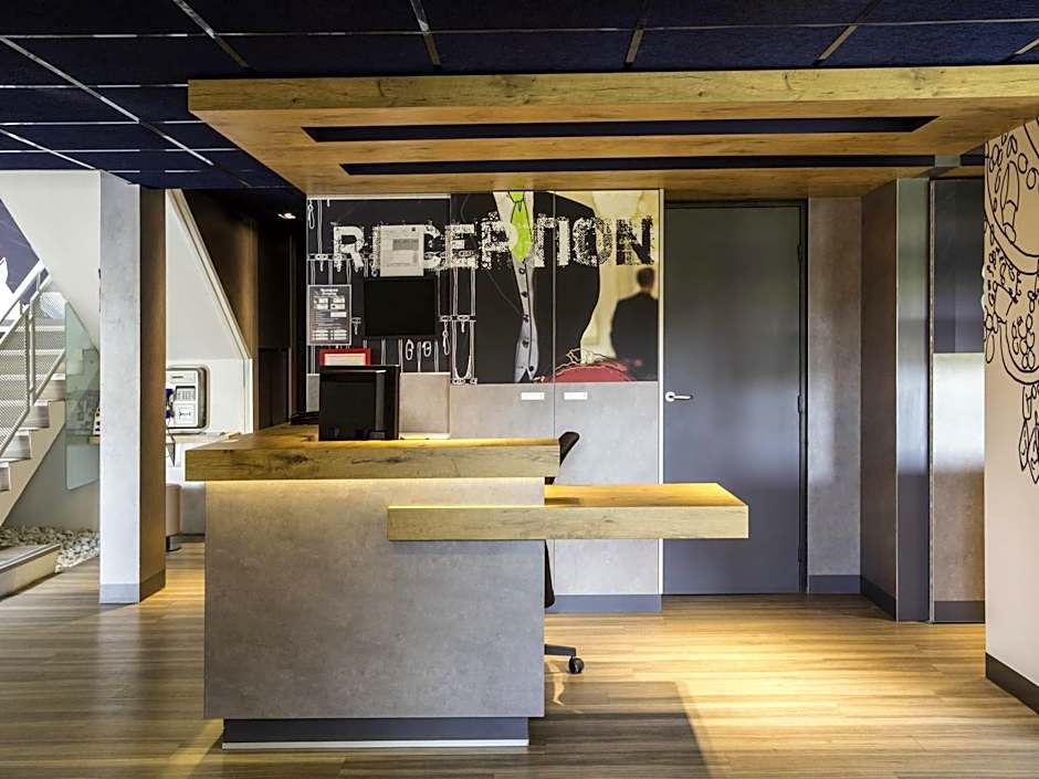 ibis budget Versailles Chateau Saint-Cyr