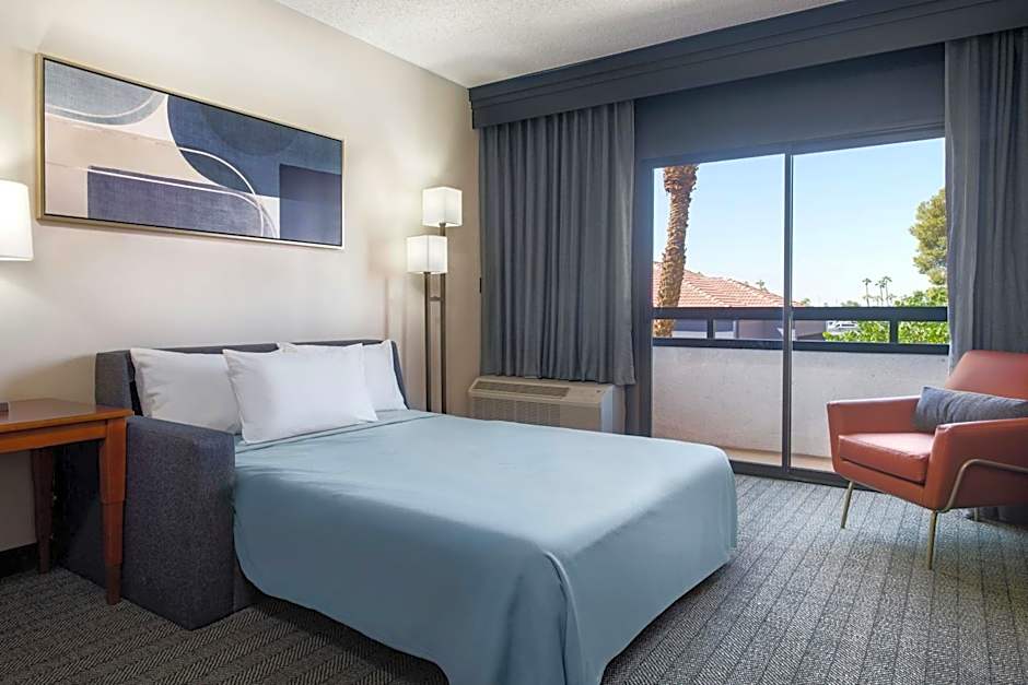 Courtyard by Marriott Phoenix Airport