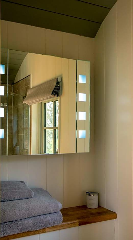 Luxury Shepherds Hut