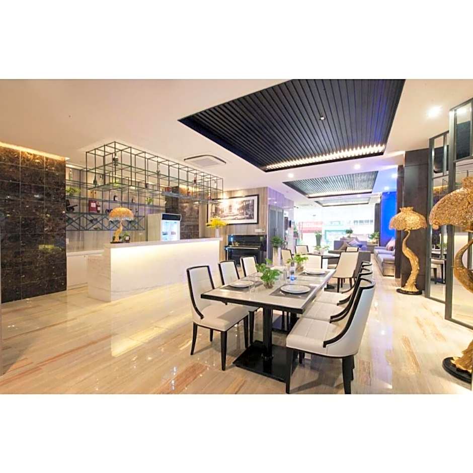 Sunrise Central Hotel