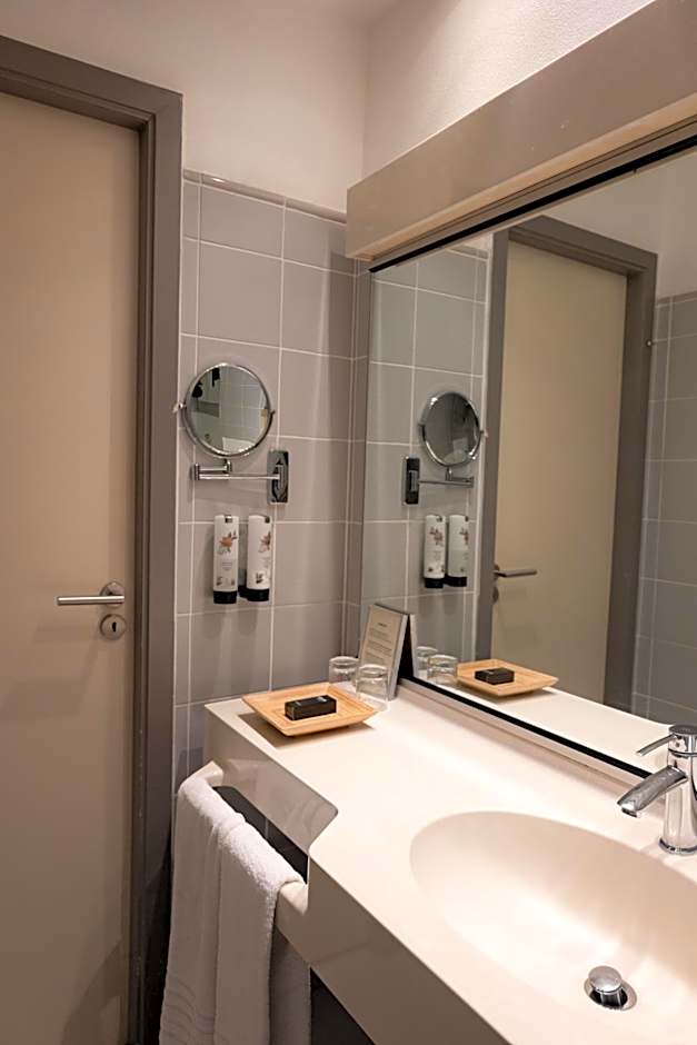 New Hotel Charlemagne