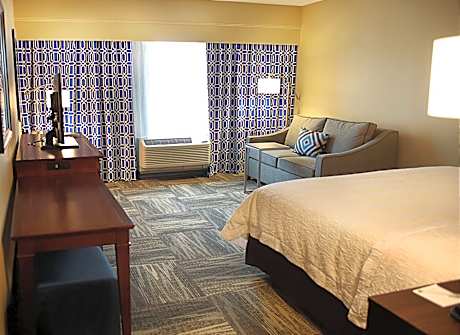 2 Queens Hearing Accessible Shower Only Ns