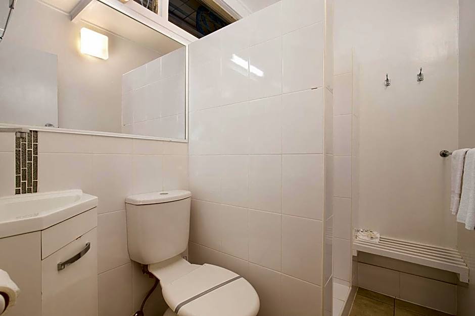 South Gladstone Motel