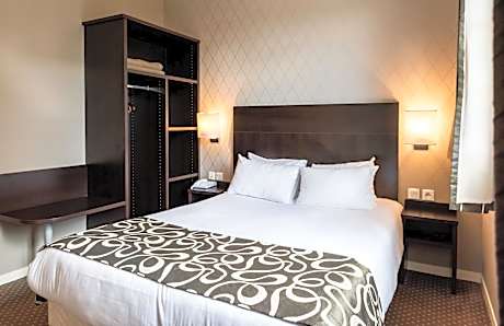 Standard Double Room with Air Conditioning