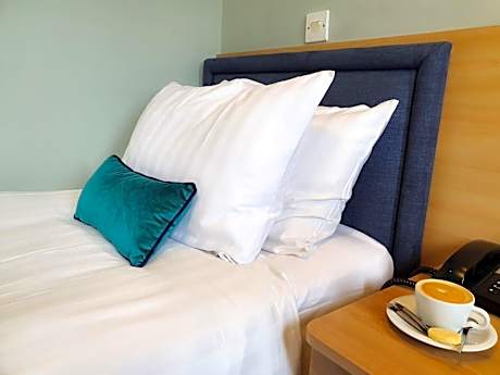 Single Standard Room