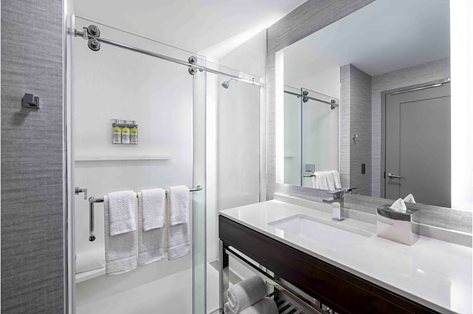 Staybridge Suites Boston Logan Airport - Revere By IHG
