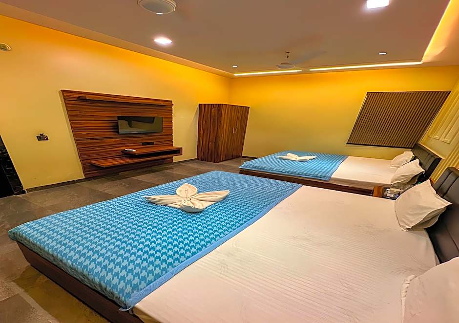 Hotel Gsm – Vrindavan, NC